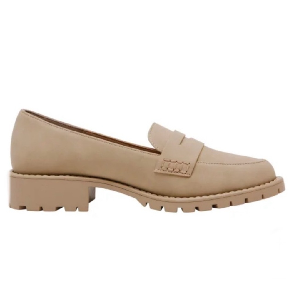DV Dolce Vita Catalina Lug Loafers Tan Shoes Size 8